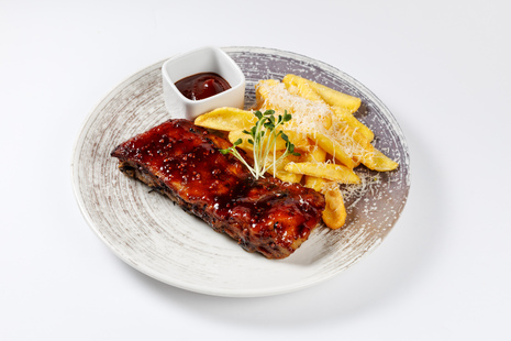 Лента томленых свиных ребрышек